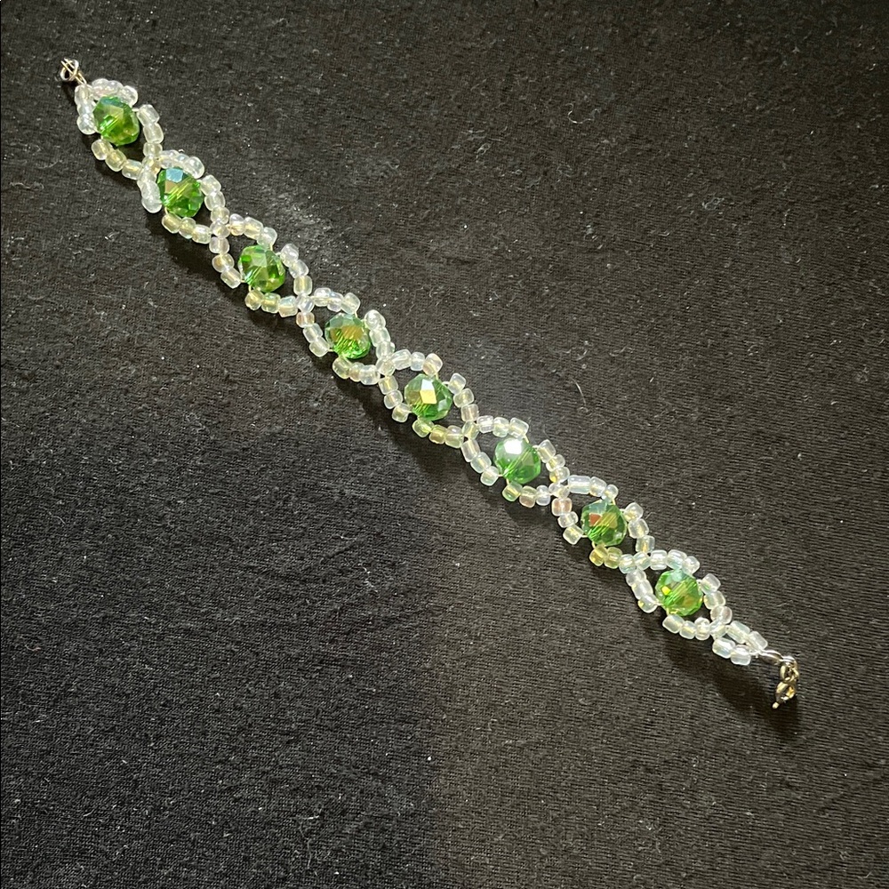 Elegant Green Crystal Bracelet